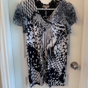 Black and white tunic
